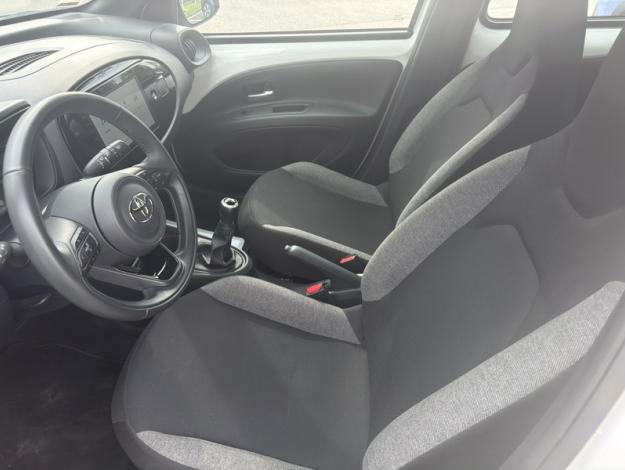 TOYOTA Aygo X 1.0 VVT-i 72 Dynamic   