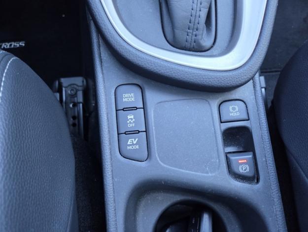 TOYOTA Yaris Cross 1.5 HYBRID 116H COLLECTION AUTO   