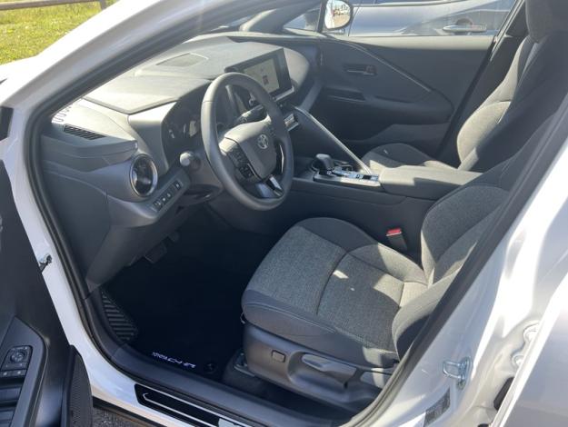 TOYOTA C-HR C HR PHEV HYBRIDE RECHARGEABLE 225 DESIGN MY26  C HR PHEV HYBRIDE RECHARGEABLE 225 DESIGN MY26