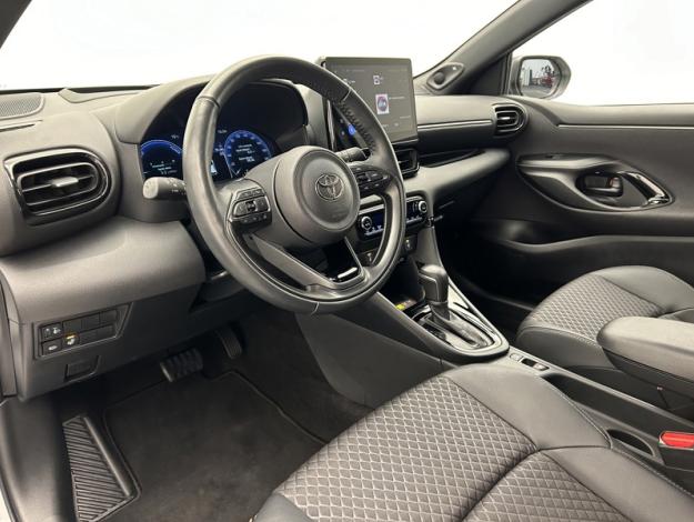 TOYOTA Yaris 116h Collection  