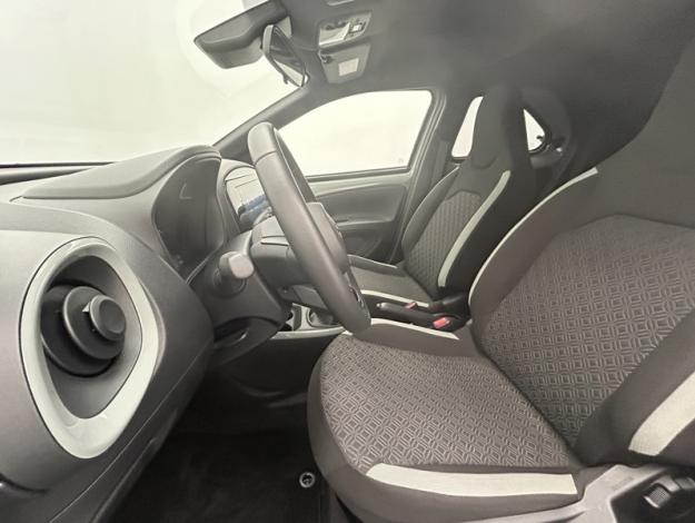 TOYOTA Aygo X 1.0 VVT-i 72 Design  AYGO X 72 CH BVM5 DESIGN MY24