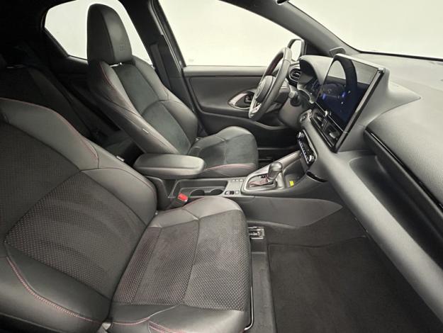 TOYOTA Yaris Hybride 130h GR SPORT  YARIS HYBRIDE 130H GR SPORT MY25