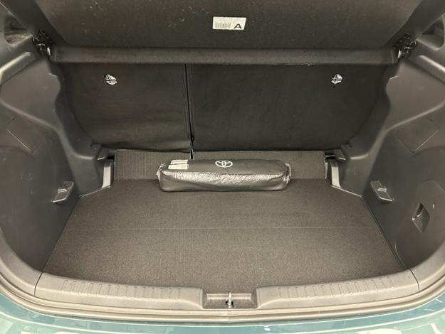 TOYOTA Yaris 130h Collection  