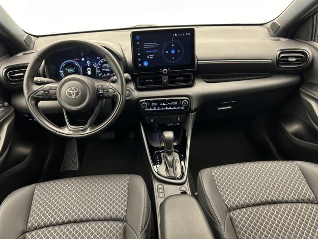 TOYOTA Yaris 130h Collection  