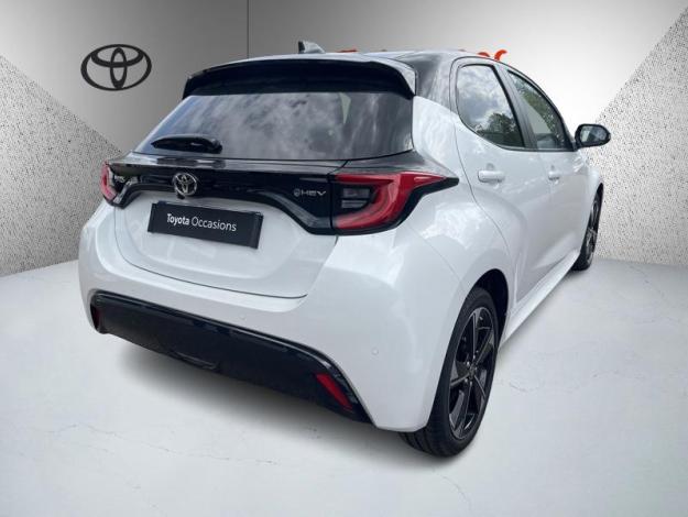 TOYOTA Yaris 130h Première  