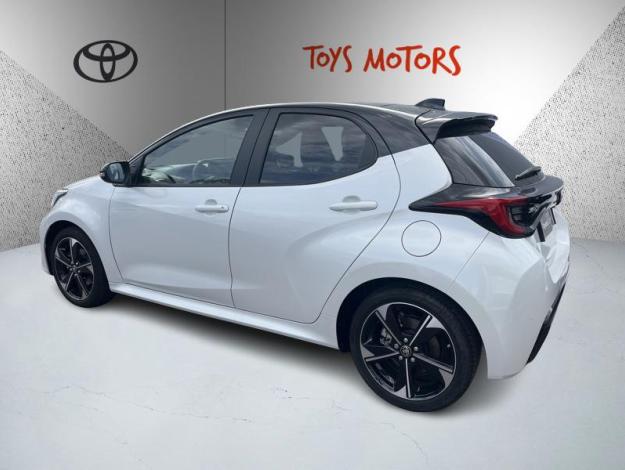 TOYOTA Yaris 130h Première  