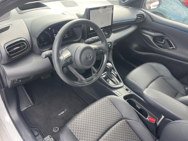 TOYOTA Yaris 130h Première  