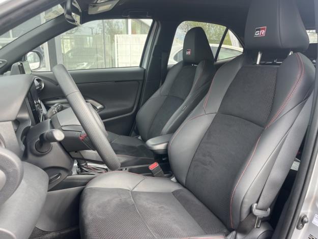 TOYOTA Yaris Cross 130h GR Sport techno  