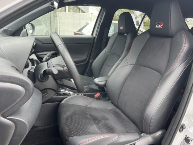 TOYOTA Yaris Cross 116h GR Sport  