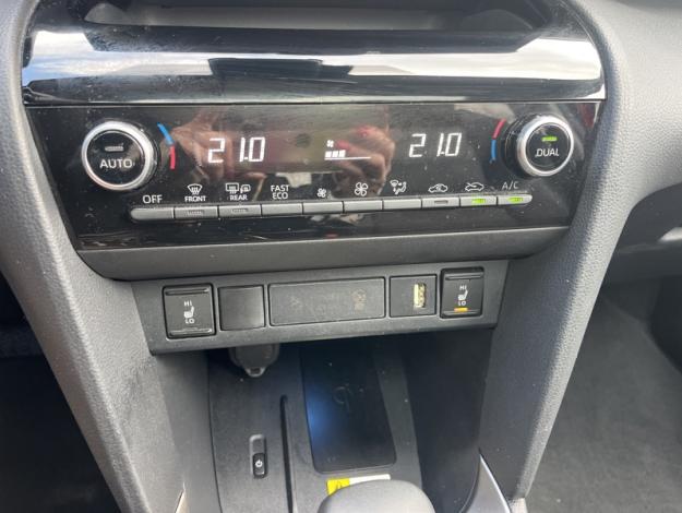 TOYOTA Yaris Cross 116h Collection pano tech   