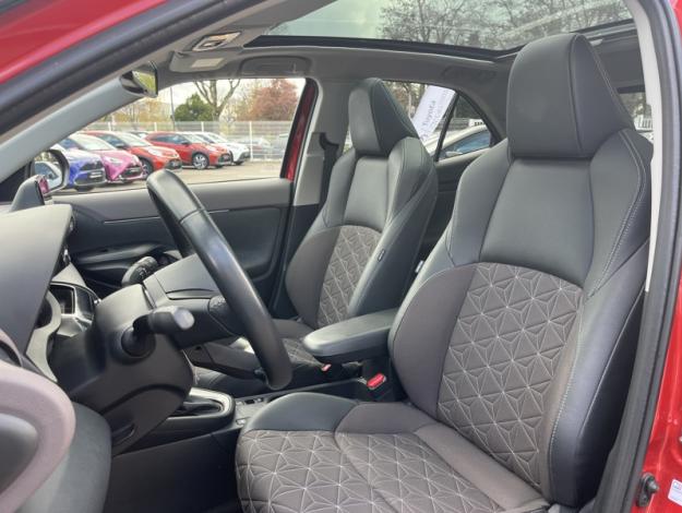 TOYOTA Yaris Cross 116h Collection pano tech   