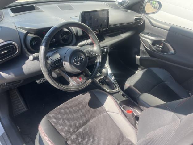 TOYOTA Yaris 116h GR SPORT techno  