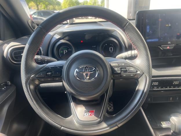 TOYOTA Yaris 116h GR SPORT techno  