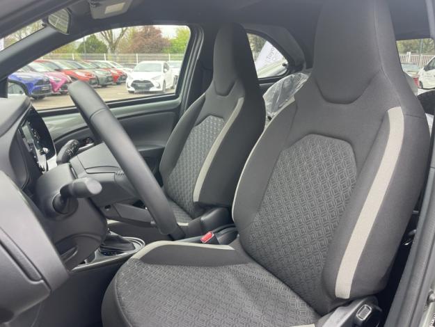 TOYOTA Aygo X 1.0 VVT-i 72 Design  