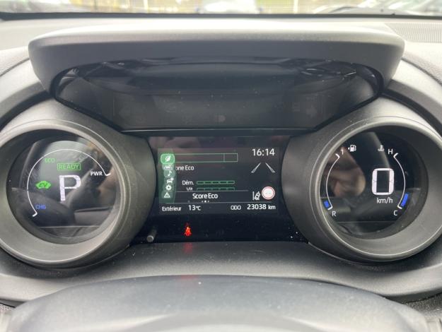 TOYOTA Yaris Cross 116h Design   