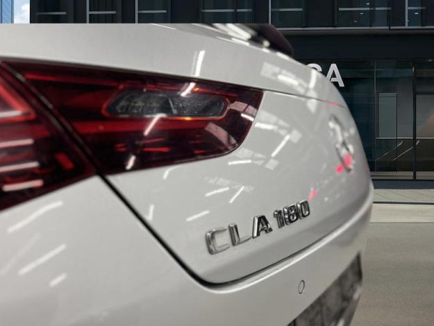 MERCEDES-BENZ CLA-Klasse CLA 180 Shooting Brake