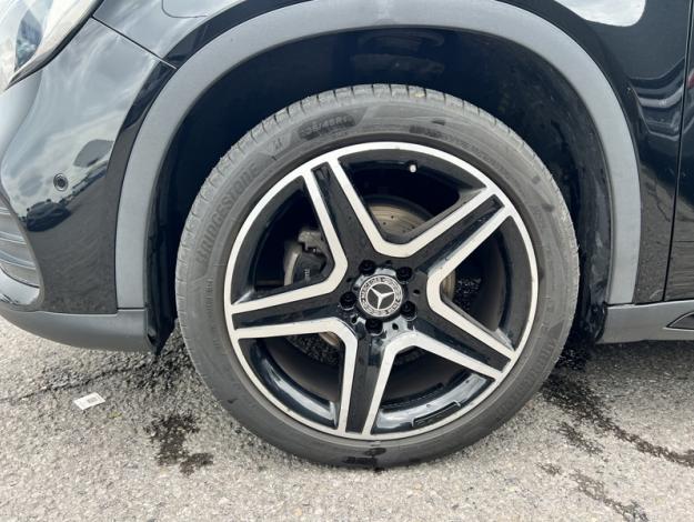 MERCEDES-BENZ GLA-Klasse GLA 180 Off-Roader