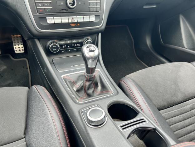 MERCEDES-BENZ GLA-Klasse GLA 180 Off-Roader