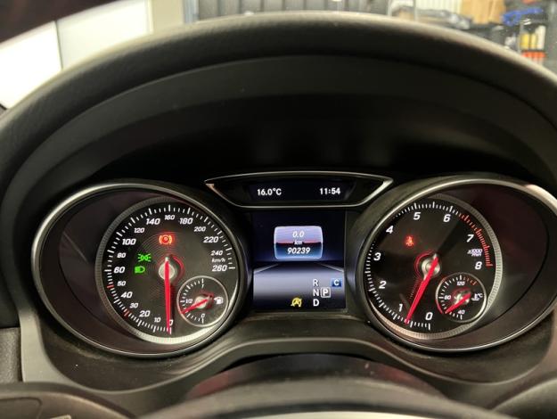 MERCEDES-BENZ CLA-Klasse CLA 180 Shooting Brake