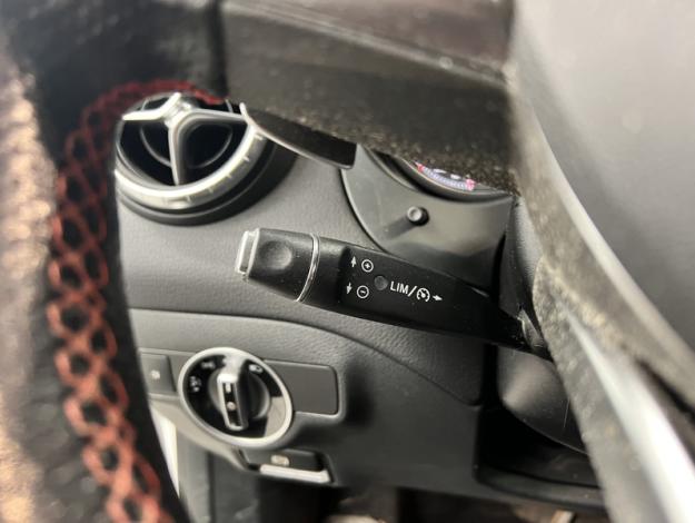 MERCEDES-BENZ CLA-Klasse CLA 180 Shooting Brake