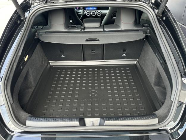 MERCEDES-BENZ CLA Shooting Brake CLA 200 d Shooting Brake AMG Line  