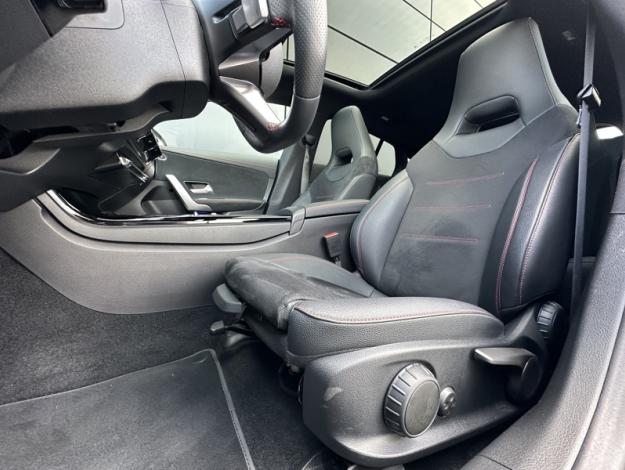 MERCEDES-BENZ CLA Shooting Brake CLA 200 d Shooting Brake AMG Line  