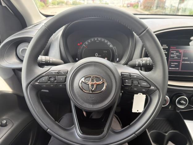 TOYOTA Aygo X 1.0 VVT-i 72 Dynamic   