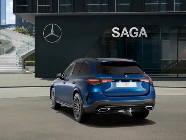 MERCEDES-BENZ GLC SUV GLC 220 d 4MATIC AMG Line  GLC 220 d 4MATIC AMG Line