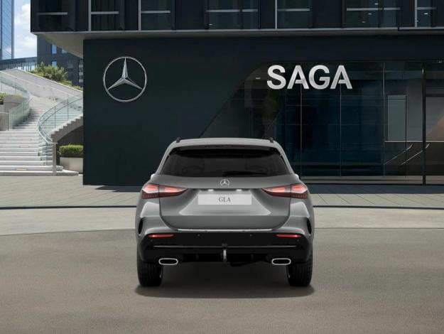 MERCEDES-BENZ GLA 200 d AMG Line  GLA 200 d AMG Line