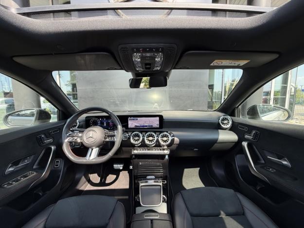 MERCEDES-BENZ Classe A 180 d Berline AMG Line  