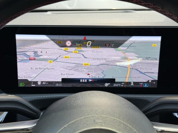 MERCEDES-BENZ Classe A 180 d Berline AMG Line  