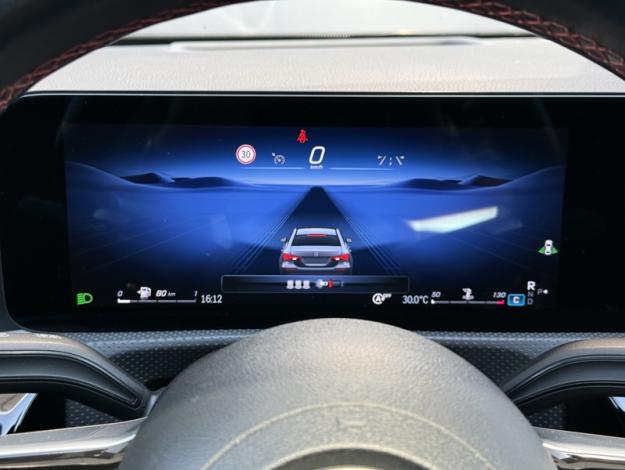 MERCEDES-BENZ Classe A 180 d Berline AMG Line  