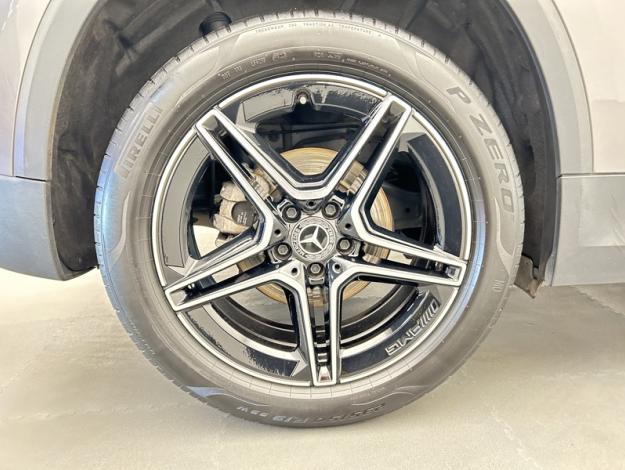 MERCEDES-BENZ GLA 200 d AMG Line  