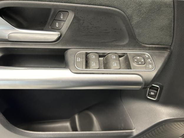 MERCEDES-BENZ GLA 200 d AMG Line  