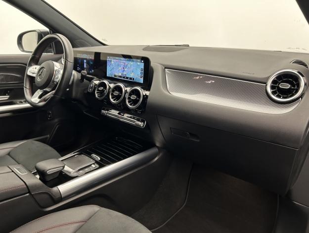 MERCEDES-BENZ GLA 200 d AMG Line  