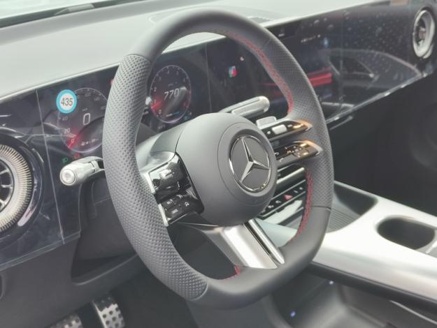 MERCEDES-BENZ GLB 180 "140 Years Edition" + pack AMG  