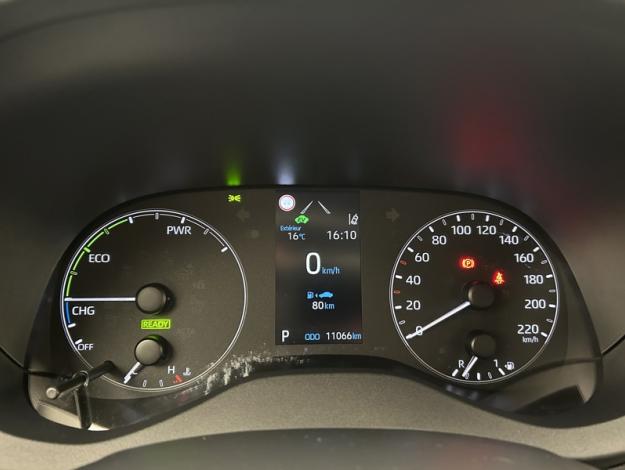 TOYOTA Yaris 116h Dynamic  
