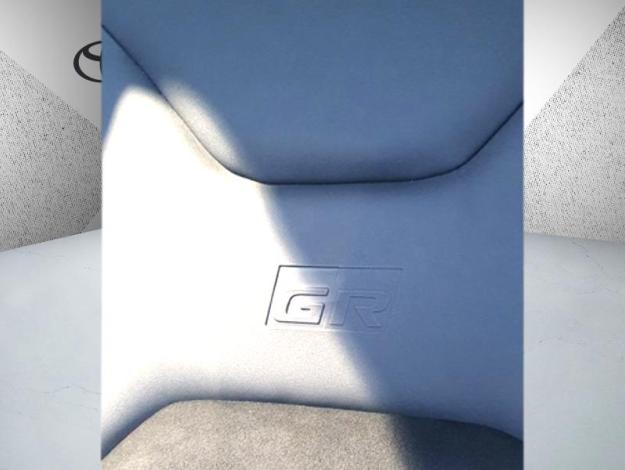 TOYOTA Aygo X Hybride 116h GR Sport  AYGO X CROSSOVER 116H GR SPORT JBL 