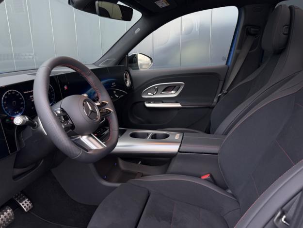 MERCEDES-BENZ GLB 250+ avec technologie EQ Limited Edition  GLB 250+ avec technologie EQ Limited Edition
