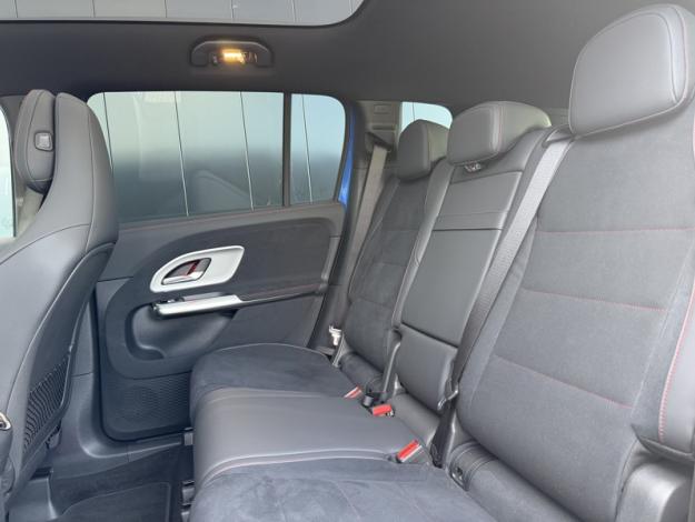 MERCEDES-BENZ GLB 250+ avec technologie EQ Limited Edition  GLB 250+ avec technologie EQ Limited Edition