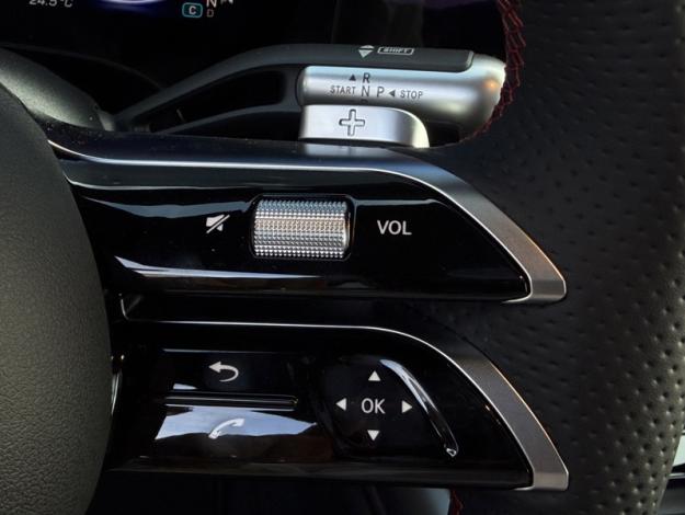 MERCEDES-BENZ GLB 250+ avec technologie EQ Limited Edition  GLB 250+ avec technologie EQ Limited Edition
