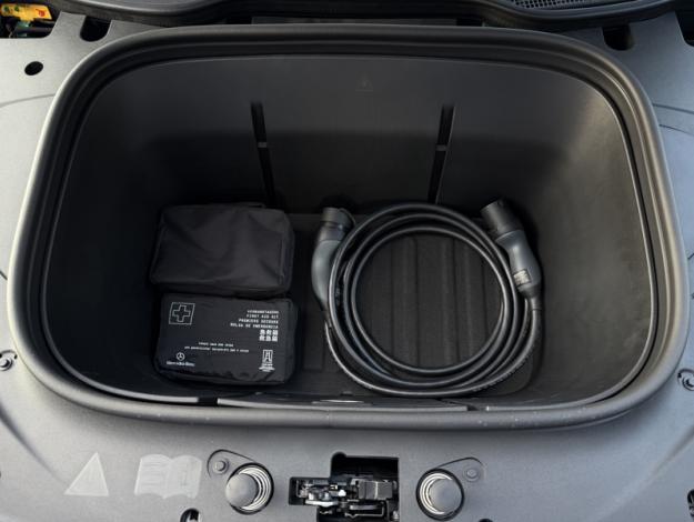 MERCEDES-BENZ GLB 250+ avec technologie EQ Limited Edition  GLB 250+ avec technologie EQ Limited Edition