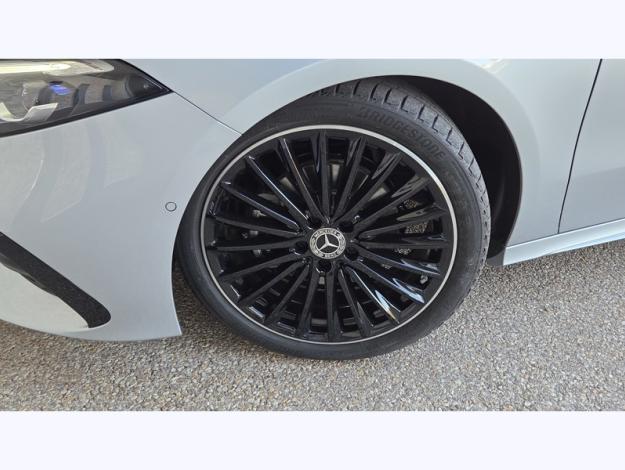 MERCEDES-BENZ Classe A 200 d AMG Line  Classe A 200 d AMG Line
