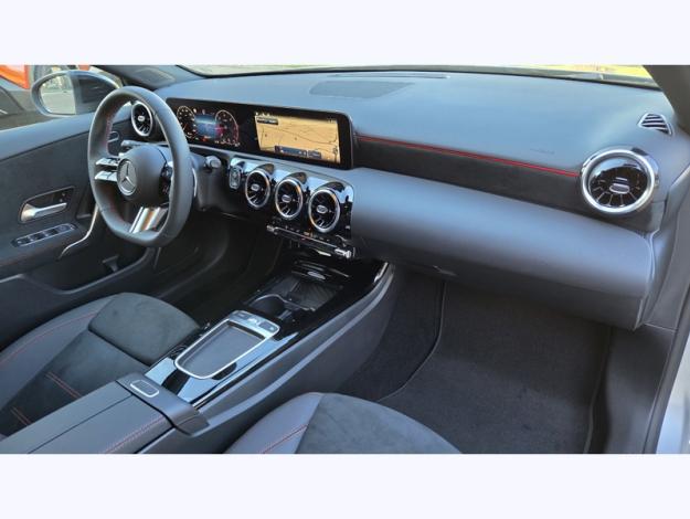 MERCEDES-BENZ Classe A 200 d AMG Line  Classe A 200 d AMG Line