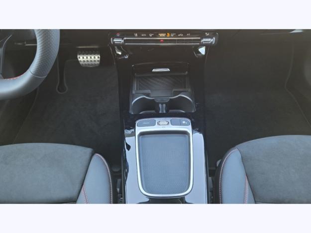 MERCEDES-BENZ Classe A 200 d AMG Line  Classe A 200 d AMG Line