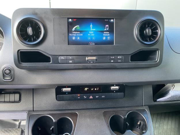 MERCEDES-BENZ Sprinter 319 CDI 4x4 Fourgon Standard  
