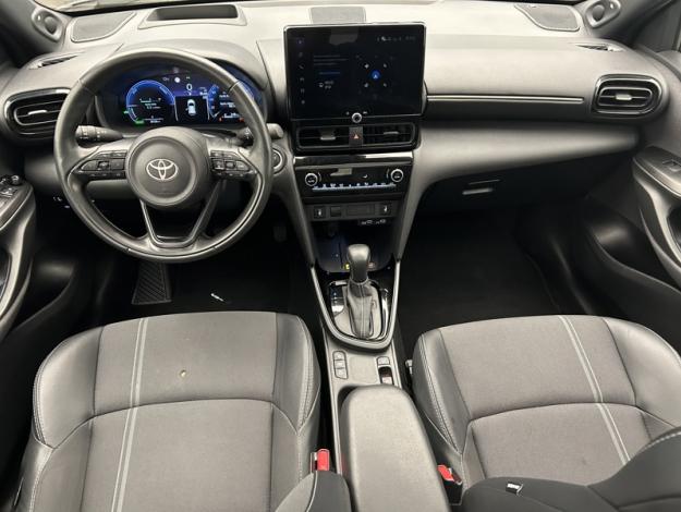 TOYOTA Yaris Cross 1.5 130H PREMIERE   