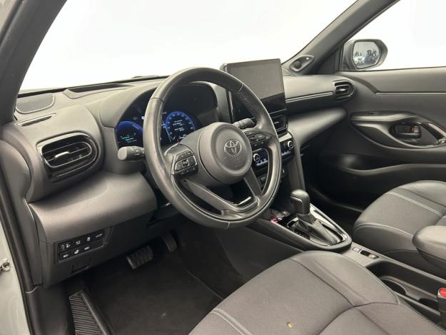 TOYOTA Yaris Cross 1.5 130H PREMIERE   
