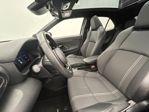 TOYOTA Yaris Cross 1.5 130H PREMIERE   