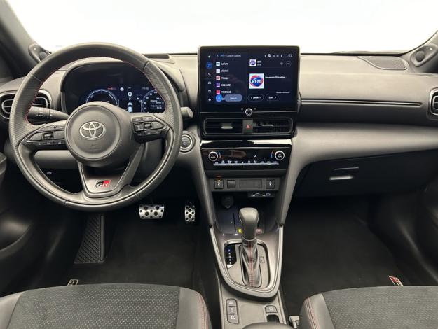 TOYOTA Yaris Cross 1.5 130H GR SPORT    TOIT PANO PACK TECHNO 